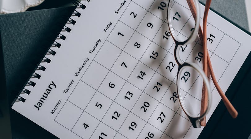 Publicado en el BOE el calendario de días inhábiles en la Administración General del Estado para 2025