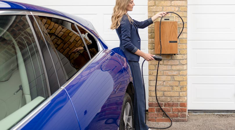 Obligación de declarar en situaciones especiales, deducciones por obras y vehículos eléctricos en el IRPF: Hacienda aclara su validez en 2025 tras la derogación del RDL 9/2024