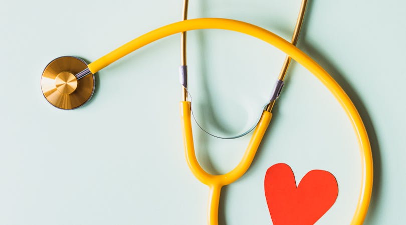¿Qué ocurre si coinciden baja médica y pensión de invalidez?